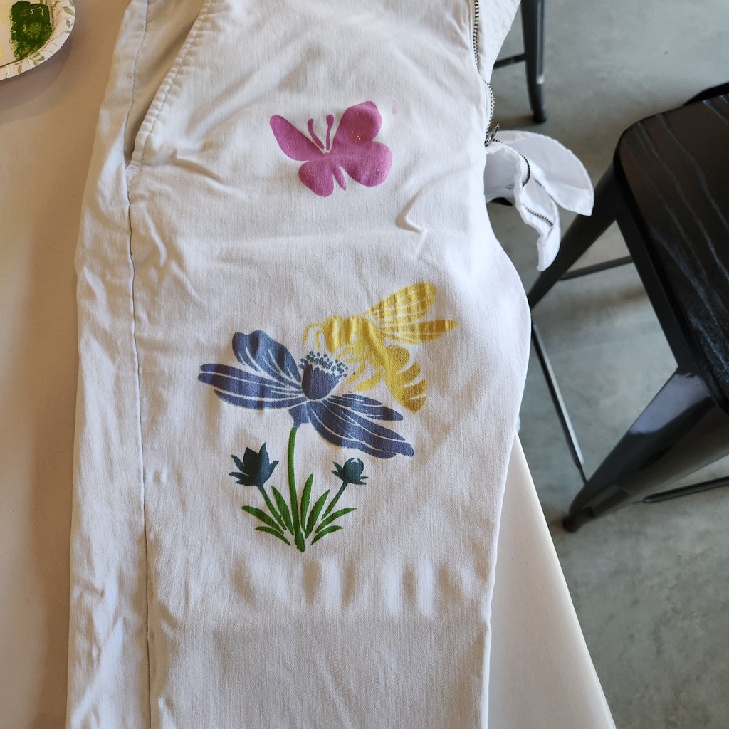 Learn to Upcycle with Paint and Stencils (Esquimalt)