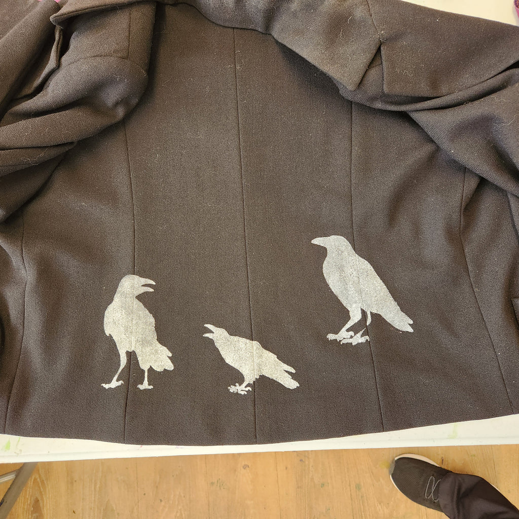Learn to Upcycle with Paint and Stencils (Brentwood Bay, BC)
