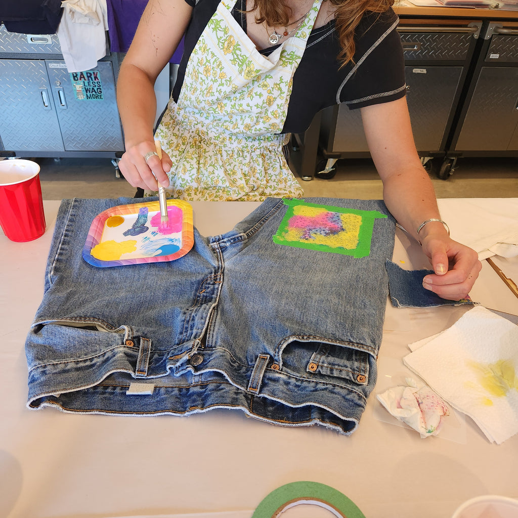 Learn to Upcycle with Paint and Stencils (Esquimalt)