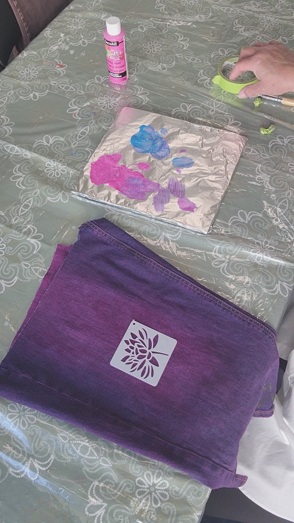 Learn to Upcycle with Paint and Stencils (Esquimalt)